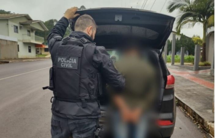 Polícia Civil prende homem condenado por estupro de idosa no