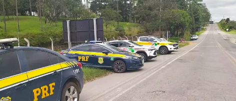 Manifestantes Bloqueiam Quatro Pontos Em Rodovias Federais P