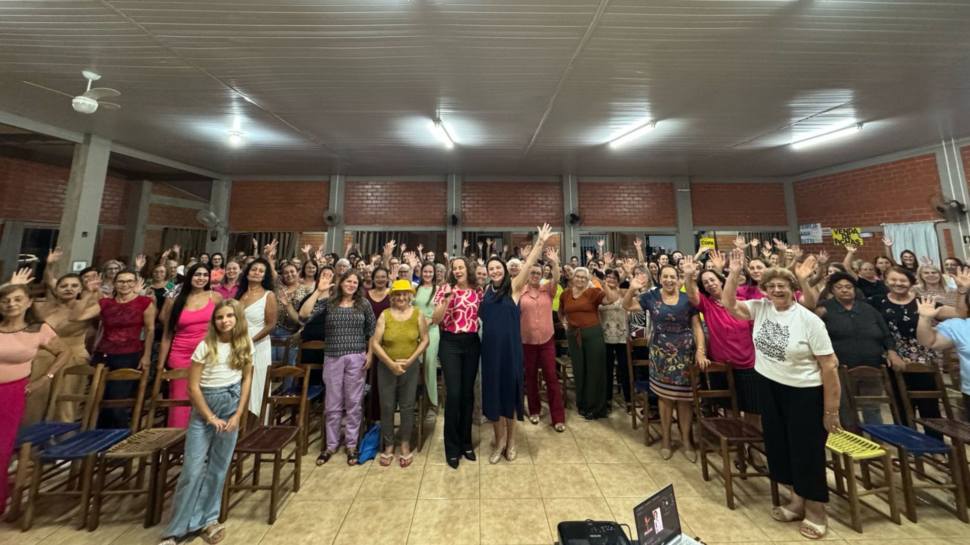 Administração Municipal celebra o Dia da Mulher com palestra e música no Clube dos Idosos