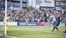 Com gol no segundo tempo, Londrina vence Operário no jogo de ida da semifinal do Paranaense