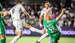 Chapecoense leva gol aos 47′ do 2º tempo e perde para o Santos pela Série B