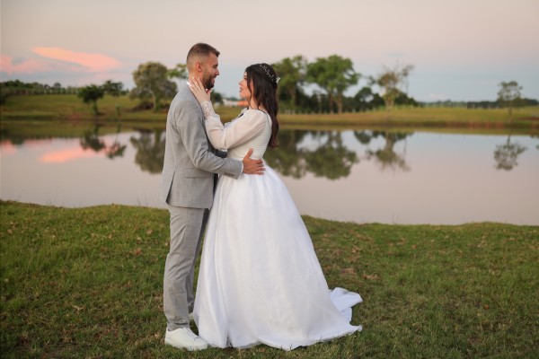 Sarah e Gabriel: Uma união inesquecível celebrada com amor