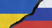 Corte Internacional decide que Rússia deve retirar tropas da Ucrânia